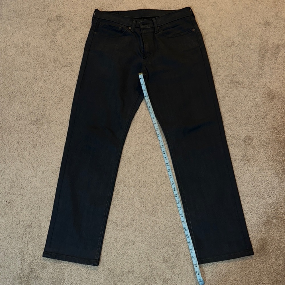 Men’s Levi’s 541 jeans.